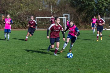 Bild 192 - B-Juniorinnen Halstenbek-Rellingen - Hamburger SV 2 : Ergebnis: 3:8